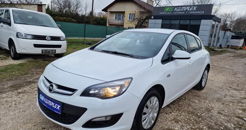 Opel Astra cena 30900 przebieg: 127312, rok produkcji 2015 z Kraków małe 154